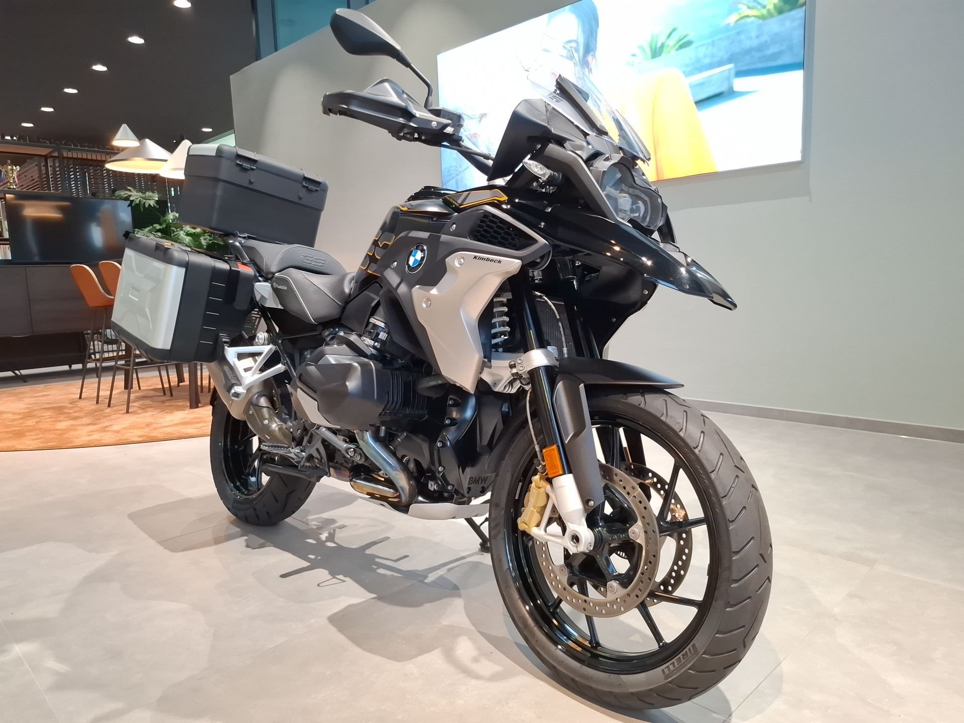 Bild 2 BMW R 1250 GS Sty.Exclusive/3.Pake/Koffer+Top/Akrapo