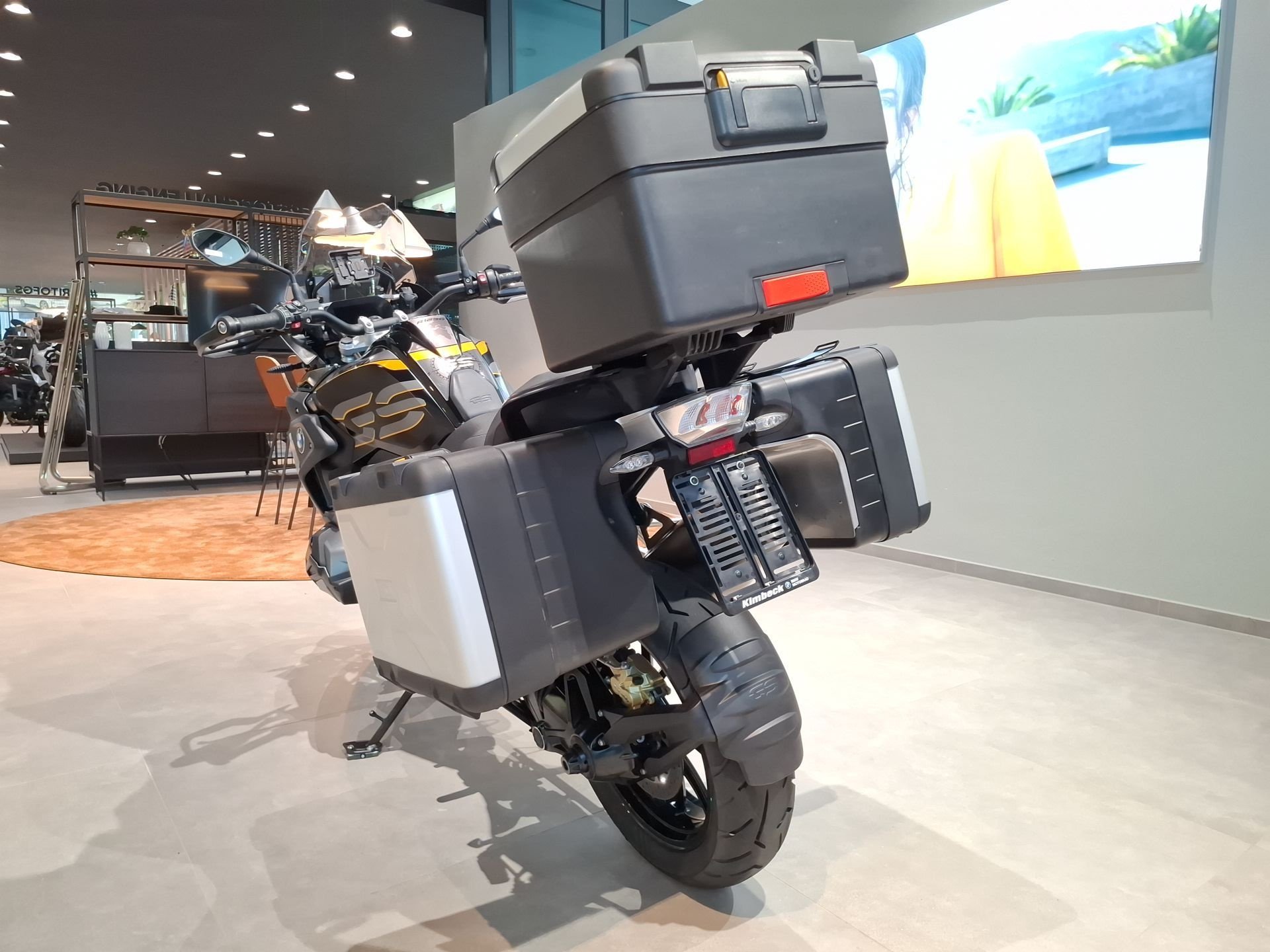 Bild 8 BMW R 1250 GS Sty.Exclusive/3.Pake/Koffer+Top/Akrapo