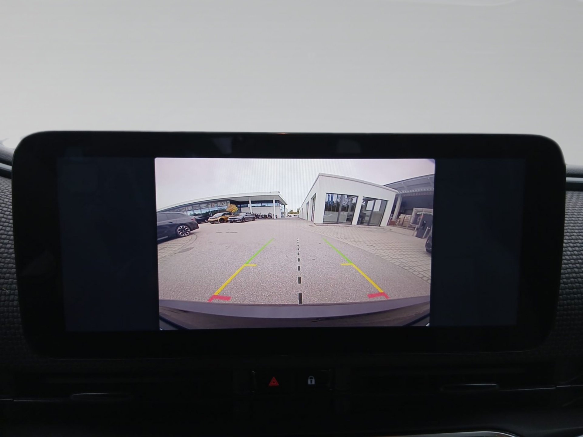 Bild 9 Fiat 500e La Prima Cabriolet 360° LED KeyLess ParkAss