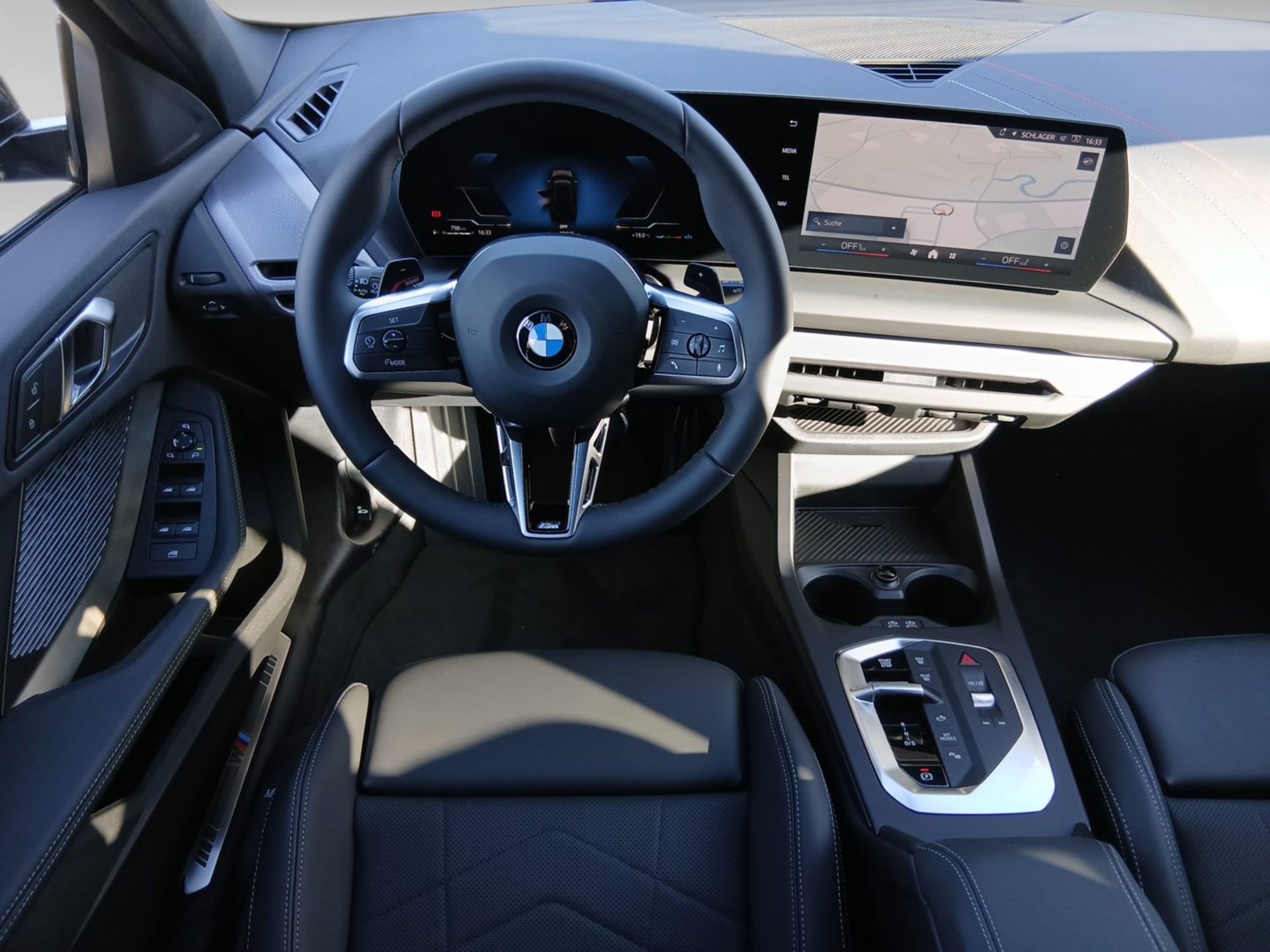 Bild 7 BMW 120 M SPORT LED DrivingAss ParkAss KeyLess Navi