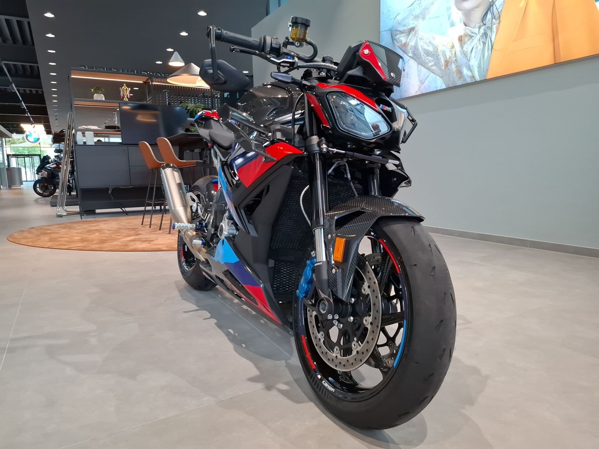 BMW  M 1000 R Competition Ilmberger Carbon Bugspoiler (Bild 3)