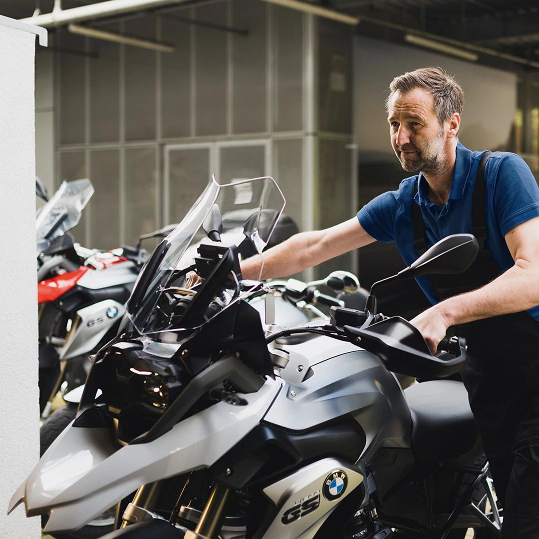 Motorrad sicher einwintern / einlagern - Jetzt unser Wellness-Paket buchen!